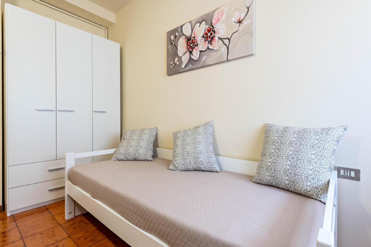 Casa Jessika Villa Gardone Riviera Exteriör bild