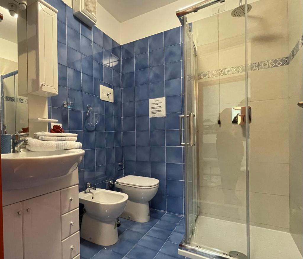 Casa Jessika Villa Gardone Riviera Exteriör bild